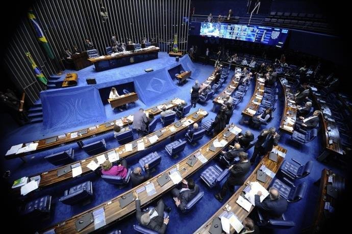 Ana Amélia e Paulo Paim lideram pesquisa Methodus na disputa pelo Senado no RS
